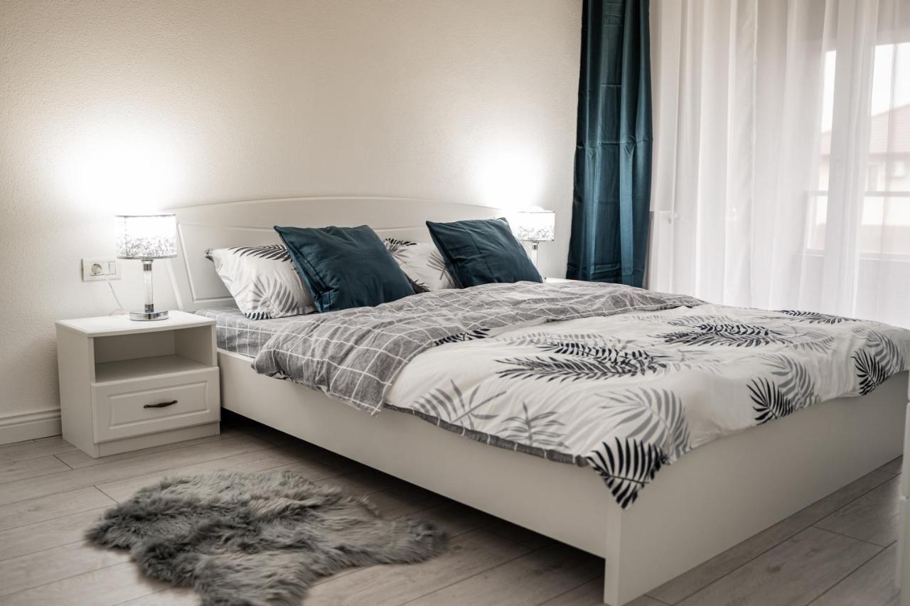Modern Apartment In Dumbravita Dumbravita  Exteriér fotografie